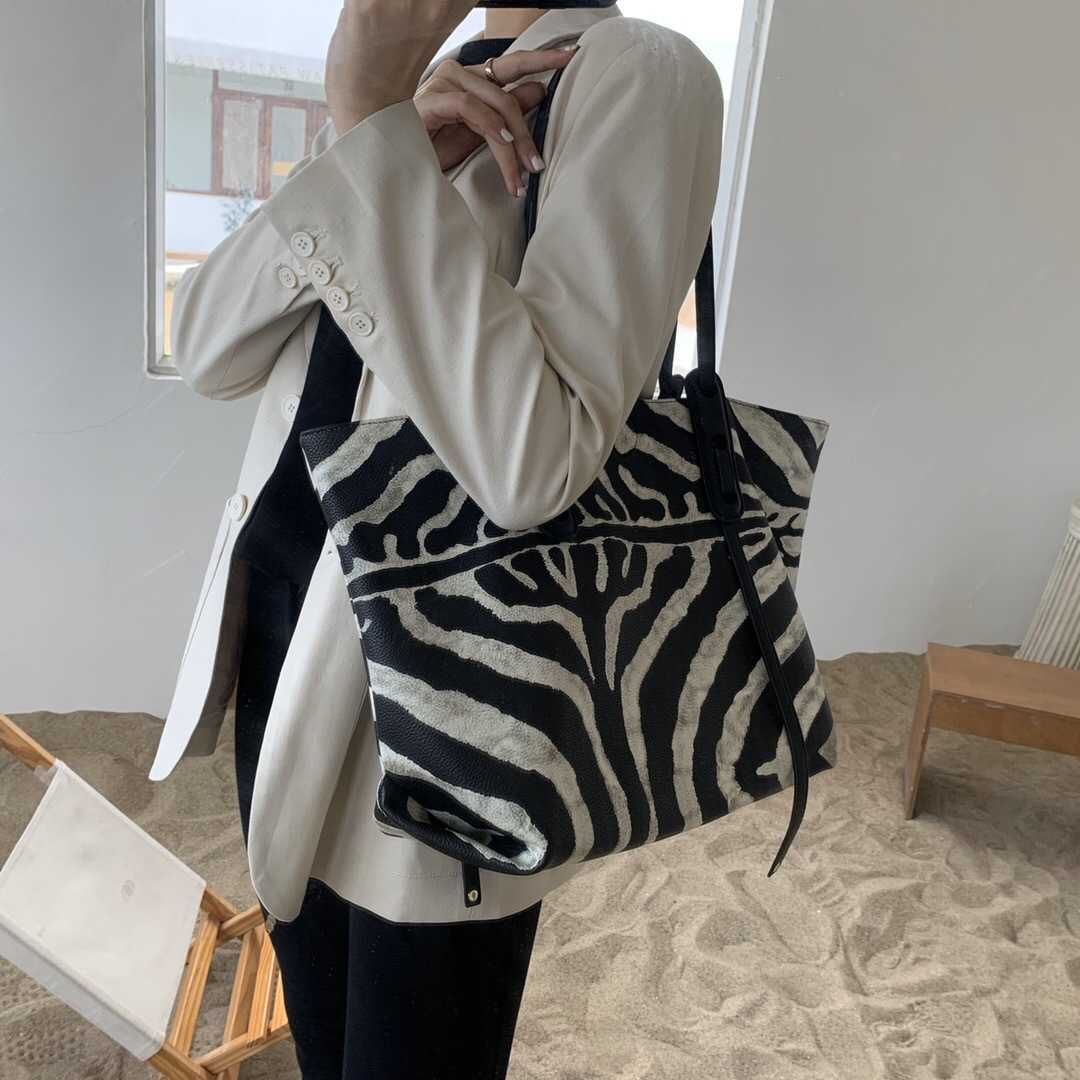 Nuevas mujeres bolsas de hombro a rayas Bolso y bolso Nuevas mujeres bolsas de hombro a rayas Bolso y bolso