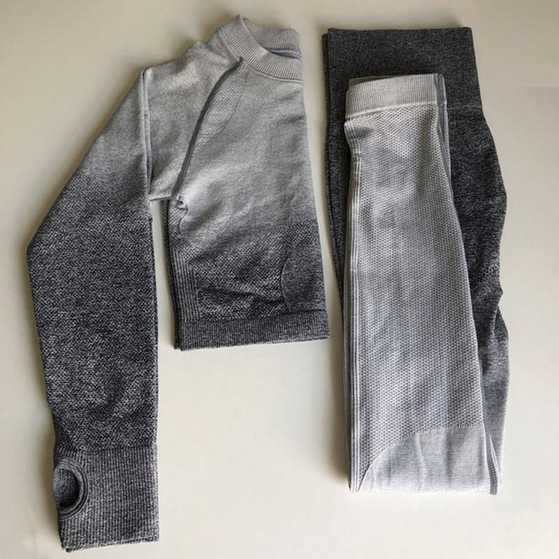 Ensemble gris clair