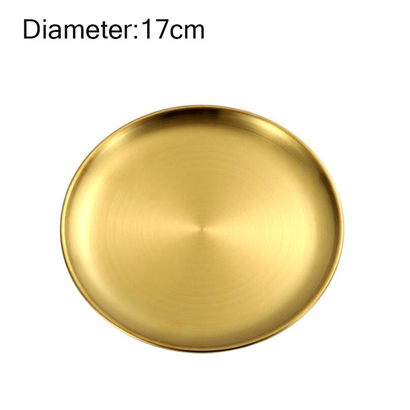 Ouro: diâmetro 17cm