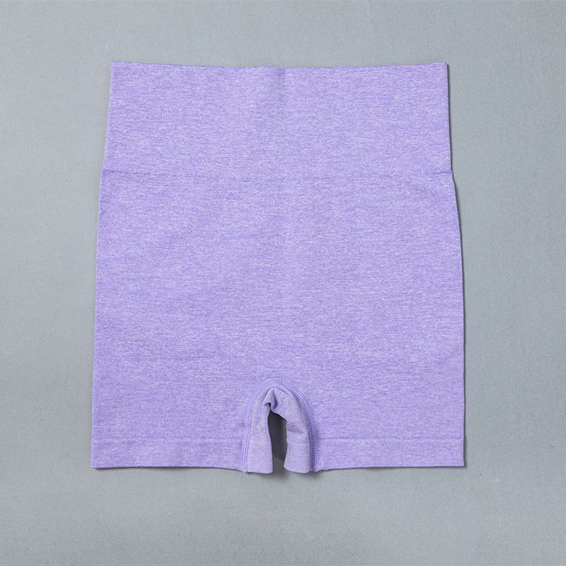 Фиолетовые шорты