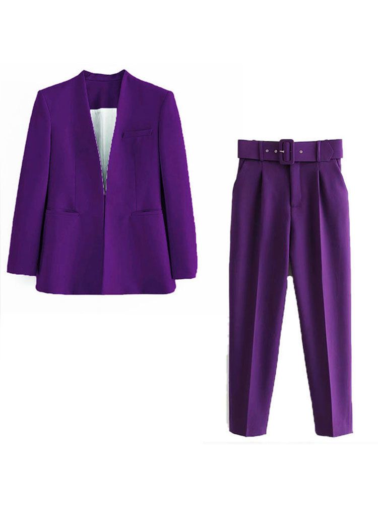 Costume violet foncé