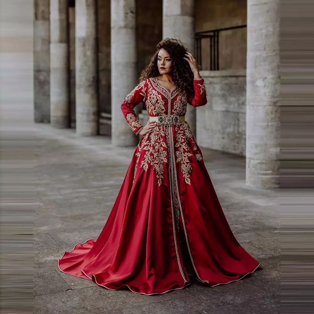 Elegantes vestidos de marroquíes marroquíes oscuro de color marroquí de largas de satén una