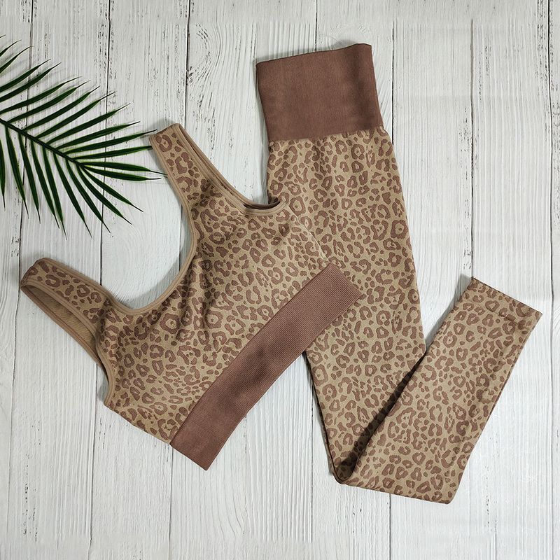 Khaki leopard set