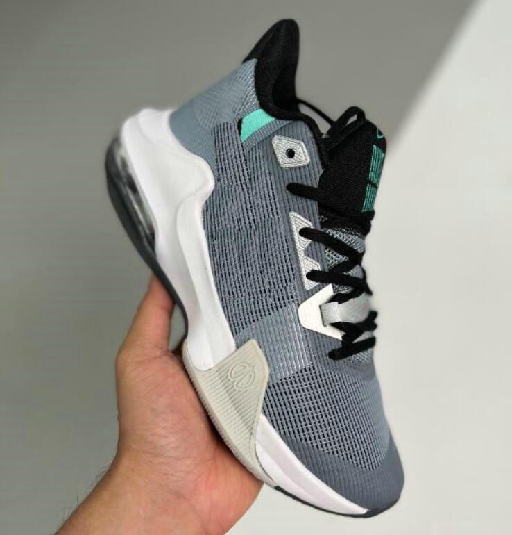 Kyrie Irving 7 3 3s Mens Basketball 