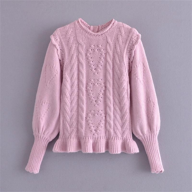 розовый пуловер
