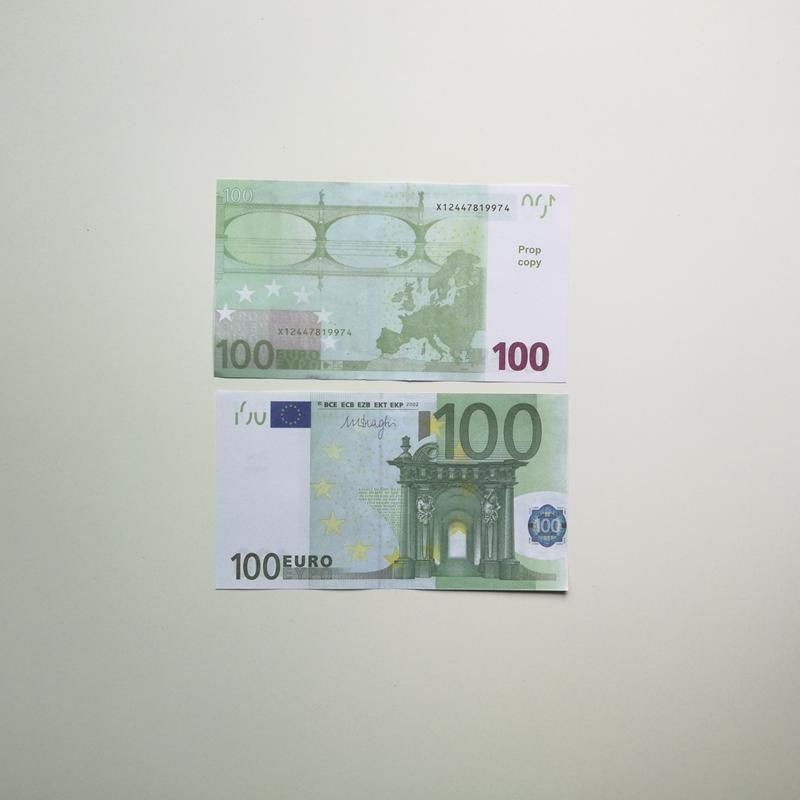 100 euros