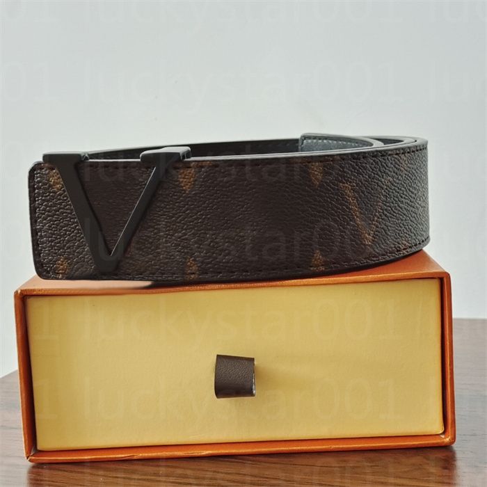 Black buckle classic