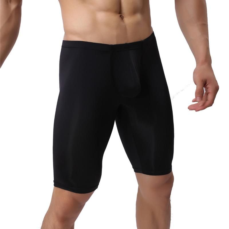 Svarta shorts