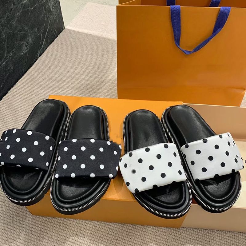 Designer Pool Pillow Women Man Sandals Slippers Sides Sunset Flat Comfort  Mules Padded Front Strap Slipper Side Fashionable Easy To Wear Style Slides  35 45 From Good_seller1113, $23.52