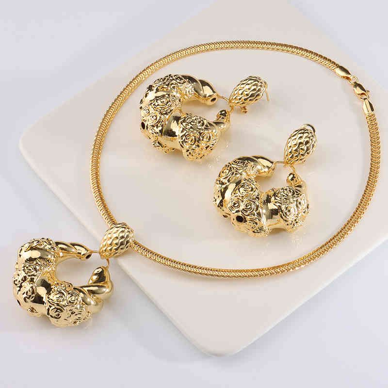 Gold Jewelry Set