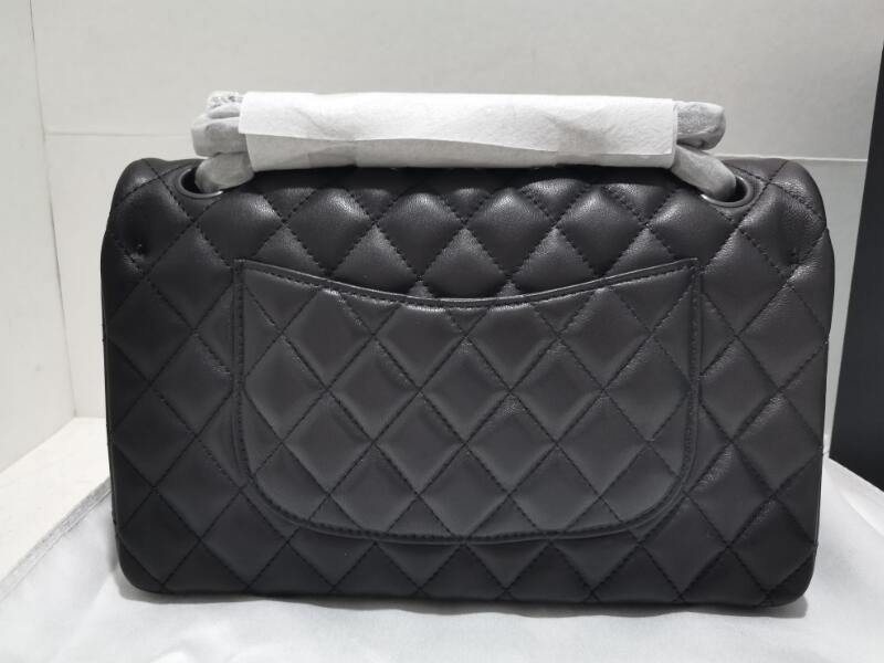 Lambskin trapuntato nero