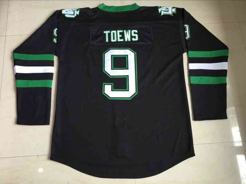 9 jonathan toews black