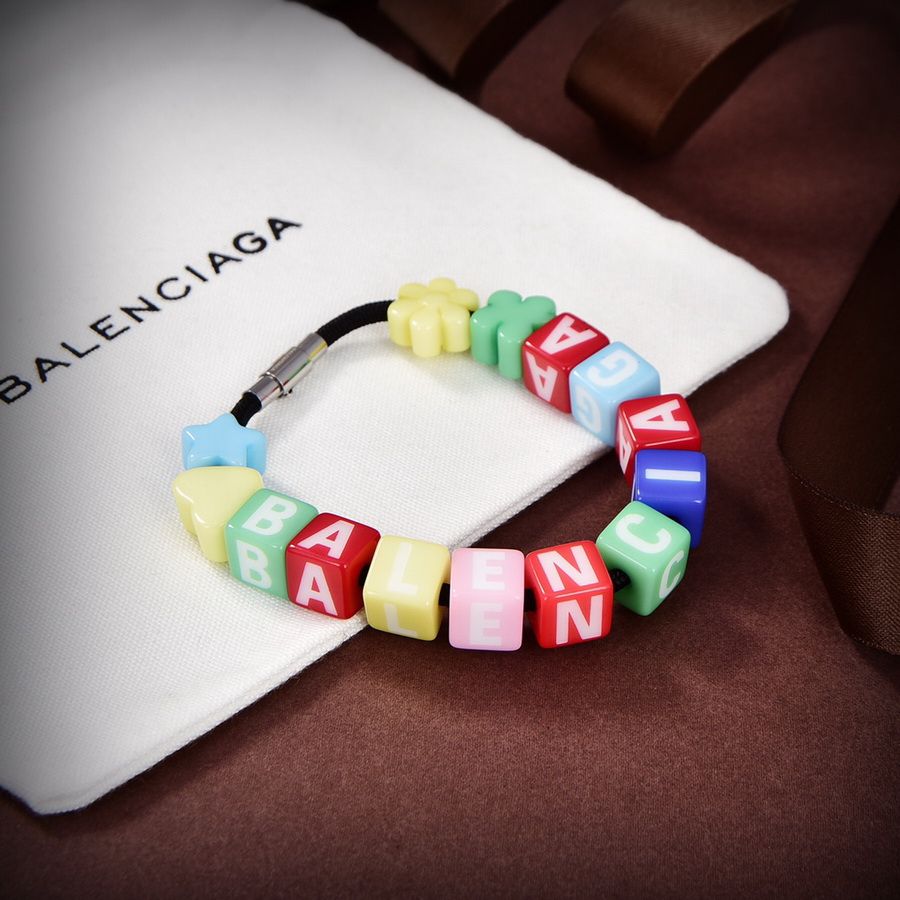 05-65 BRACELET