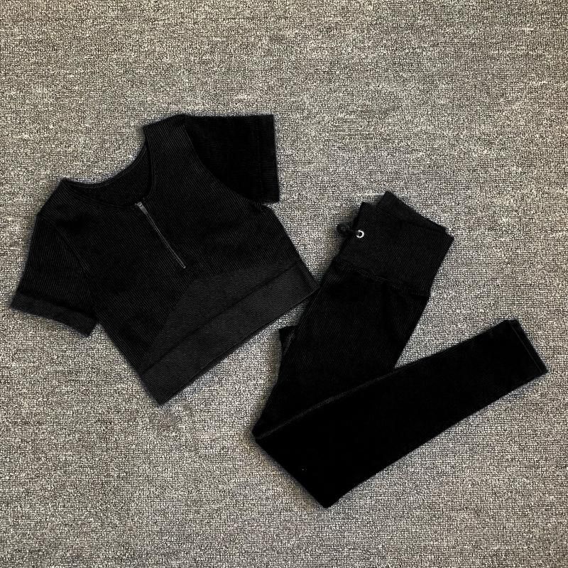 BlackT-shirts pants