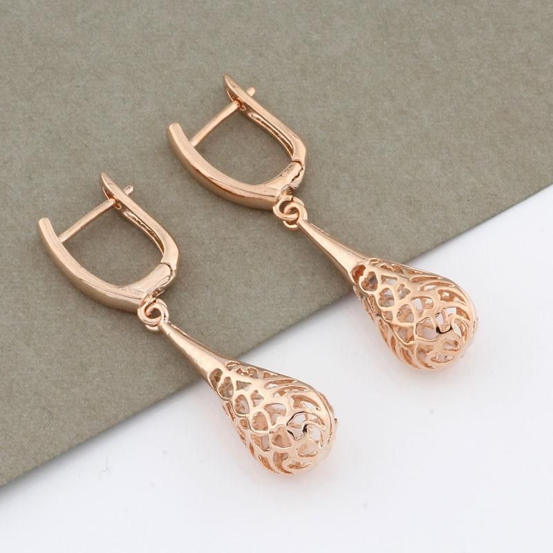 Earrings (a pair)