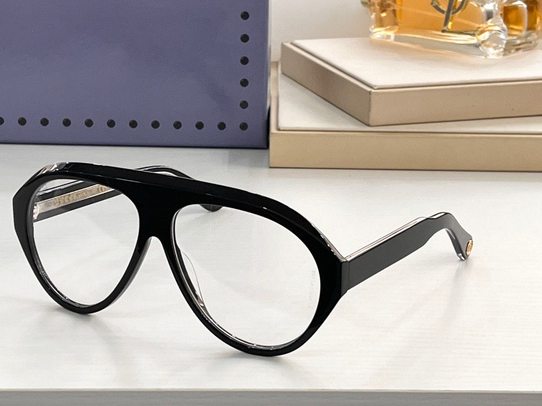 Black Frame Clear Lens