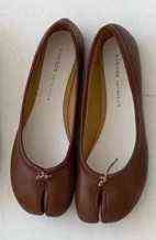 106-1 Dark Brown.