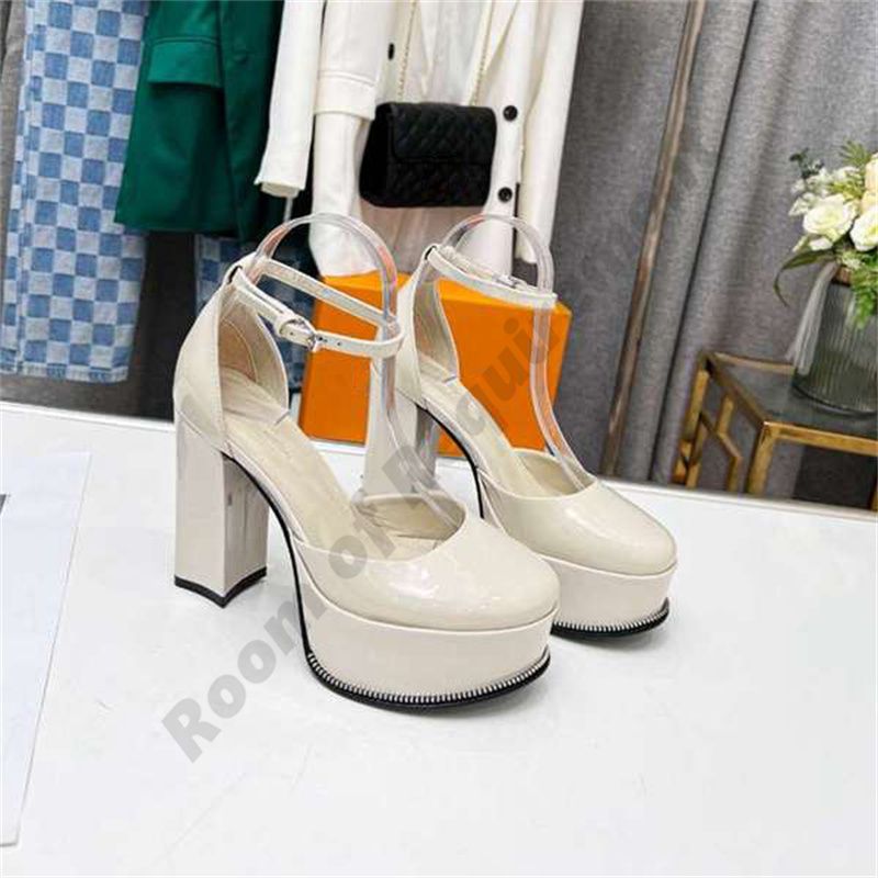 Fame Platform Sandal - Women - Shoes