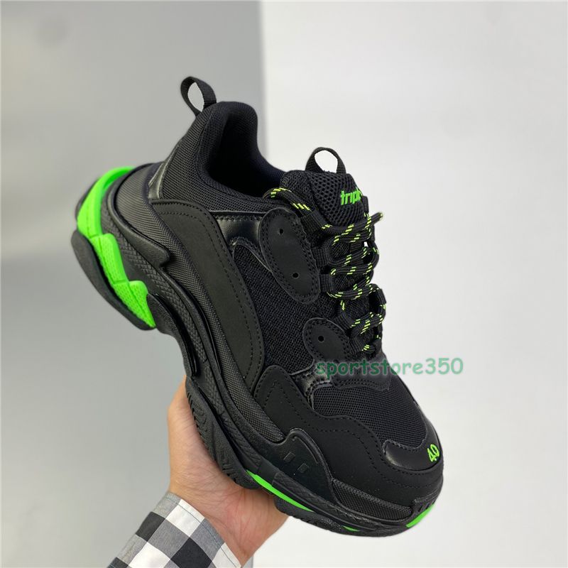 17. Black Fluo Green