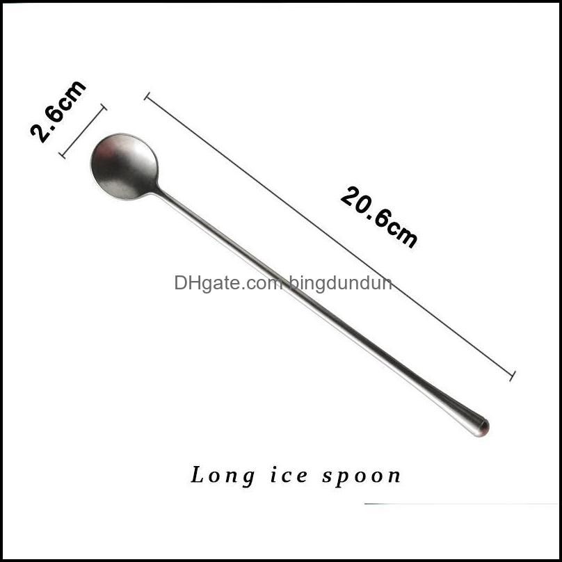 Длинная ледяная ложка
