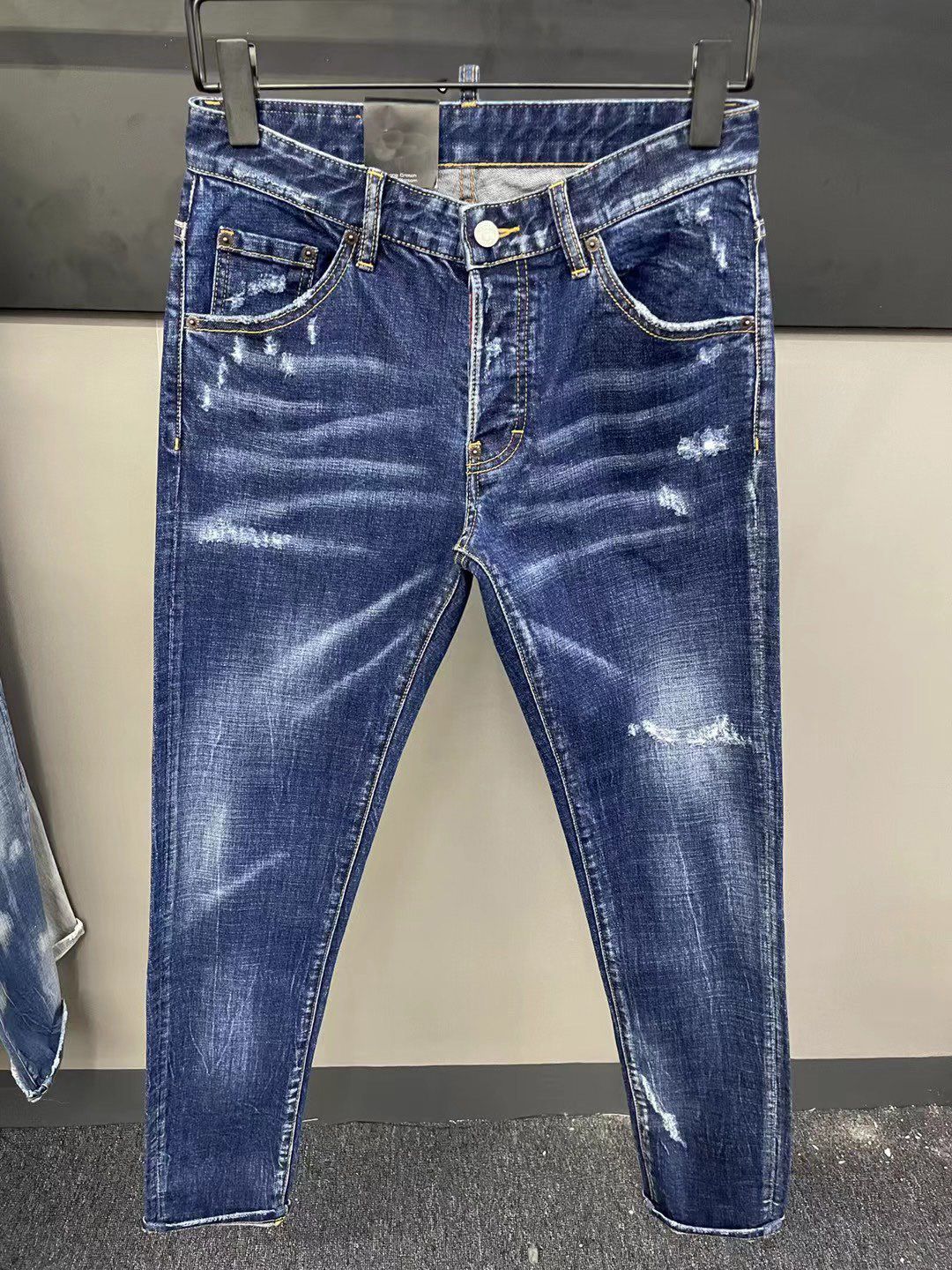 Acquistare Dsquared2 Jeans Firmati Denim Pantaloni Strappati Neri Più Magro  Versione Rotto H4 Italia Del Marchio Di Biciclette Moto Rock Revival Ds2  Jeans Economico | Consegna Veloce E Qualità | DHgate Italy