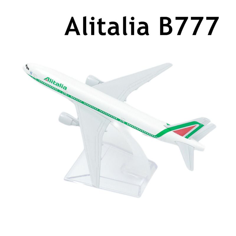 Alitalia B777.