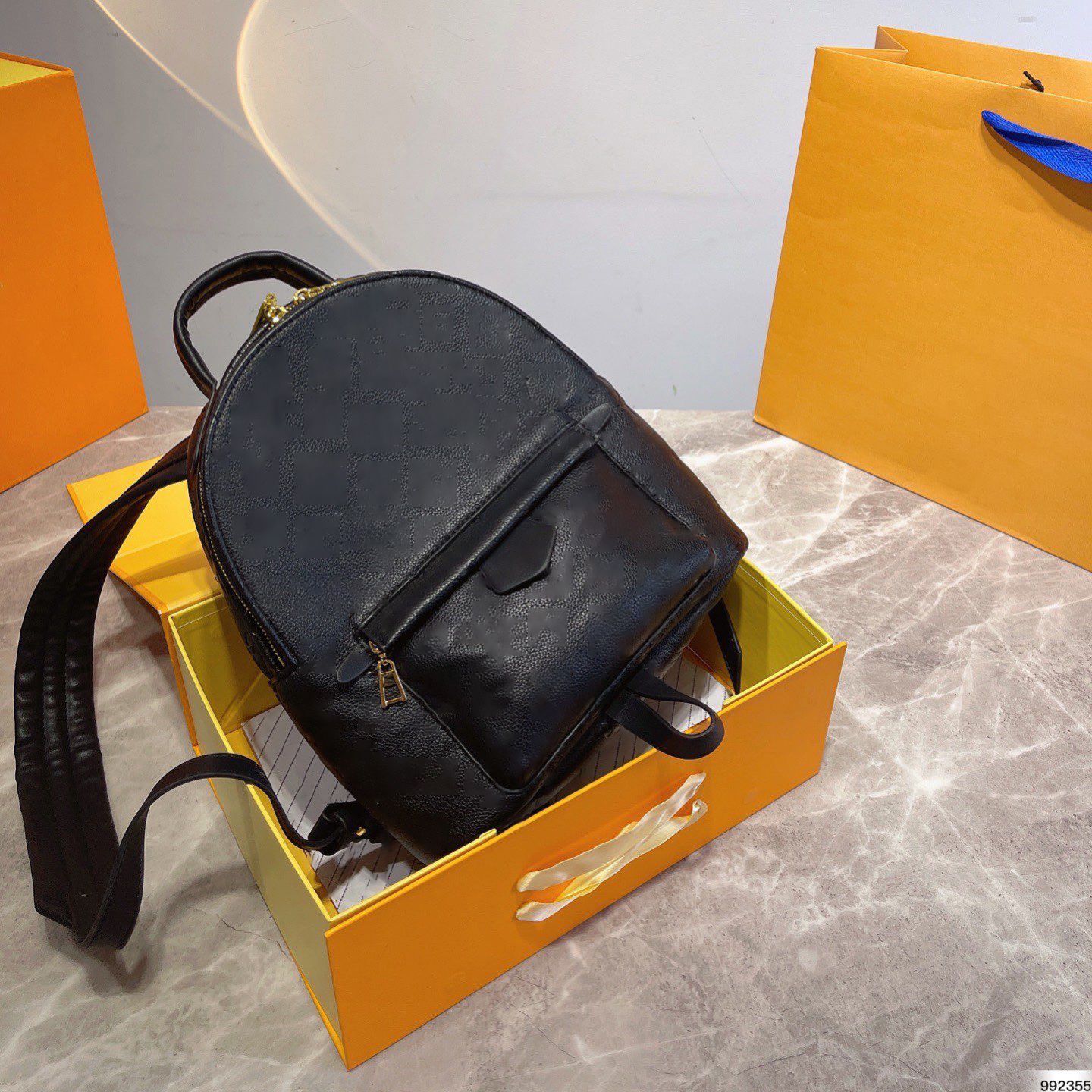 Fashion 2022 Wallet PALM SPRINGS Medium Backpack Women Embossed Pattern  School Bag Luxury Shoulder Bag Designer Travel Messenger Bags Purse 20a4633  From Cheappp, $55.43