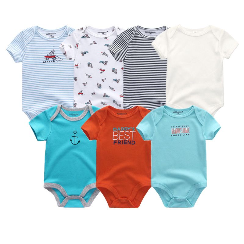 Vêtements de bébé 4