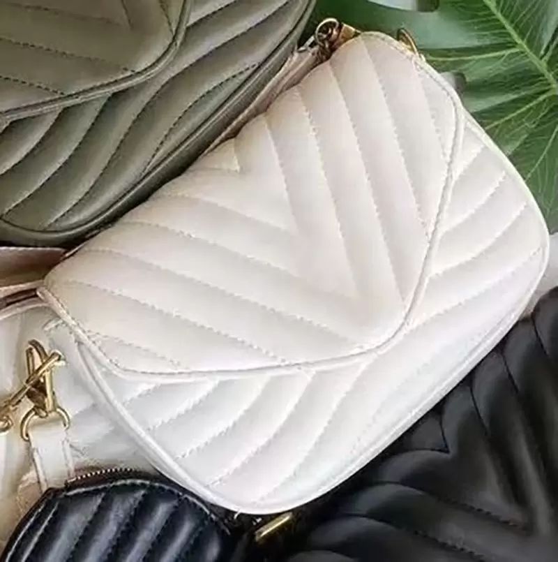 Designer NEW WAVE CHAIN BAG MULTI POCHETTE Handbags Shoulder Bags