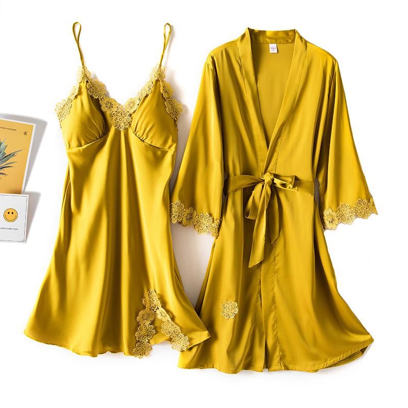 yellow robe set