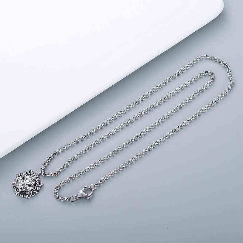 Pendant + Pearl Chain - Color Retentio