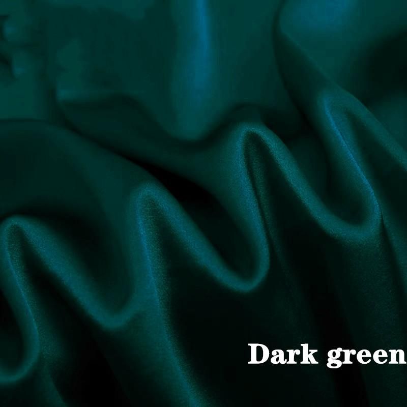 Темно-зеленый