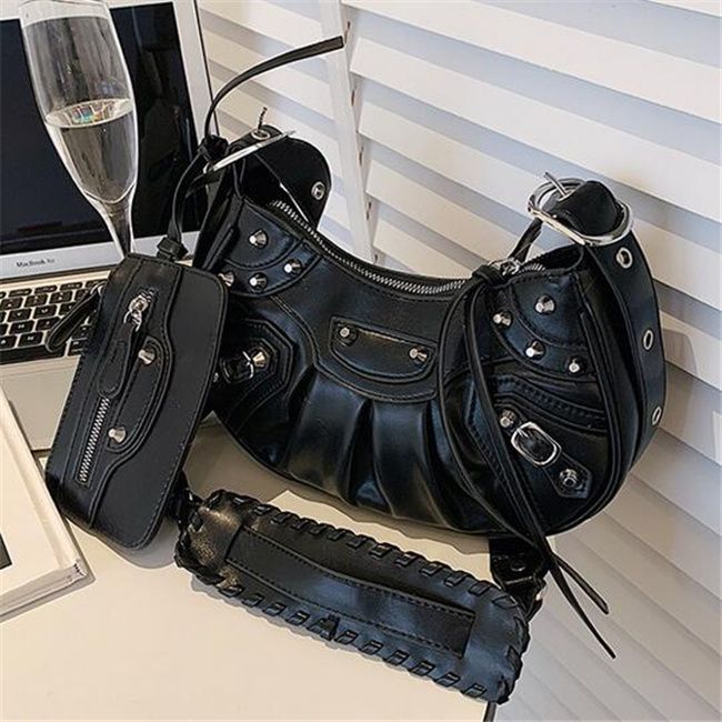 Womens Luxurys Evening Bags Rivets Shoulder Bag Designer Pleated