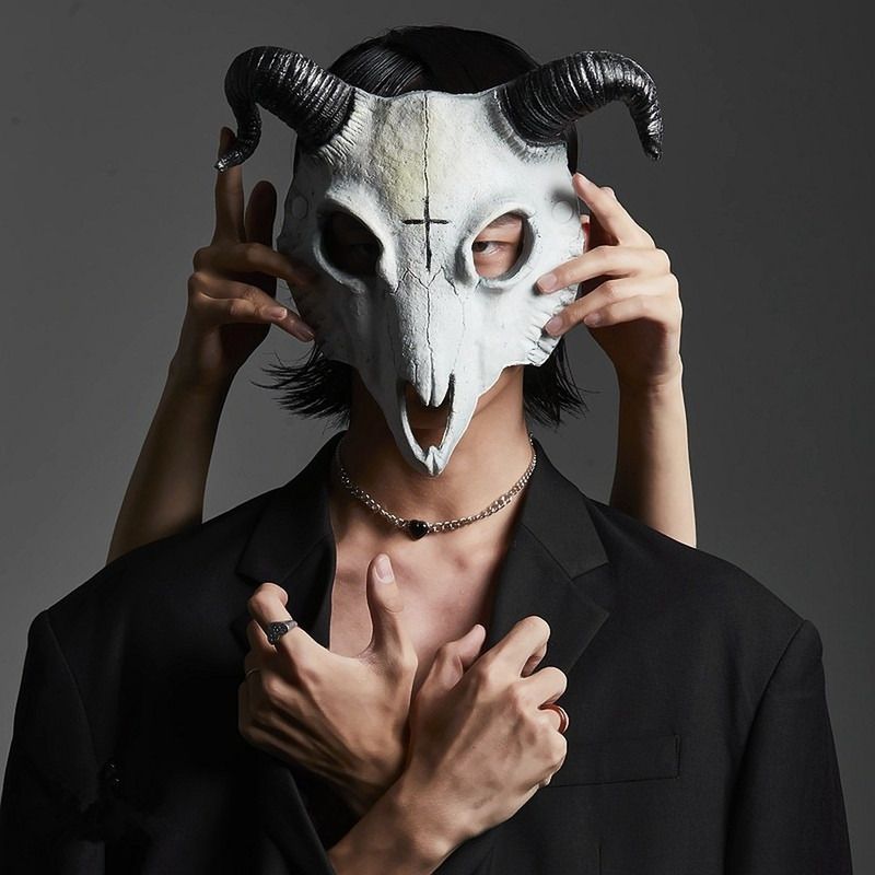 Billy Goat Skull Cosplay Mask Half Face Masquerade Carnival Halloween Rave Sheep Bone Animal Party Props 220720 Billy Goat Skull Cosplay Mask Half Face Masquerade Carnival Halloween Rave Sheep Bone Animal Party Props 220720