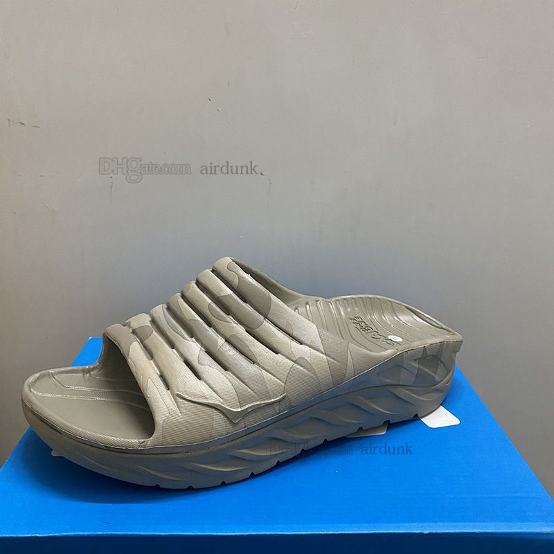 HOKA ONE Мужские Тапочки Ora Recovery Черные Армейские ЗеленыеУспокаивающие Мужские Тапочки 2022 Новый Цвет Песочный Оксфорд ЖелтыйPlatform9237392 От 5 613 руб.