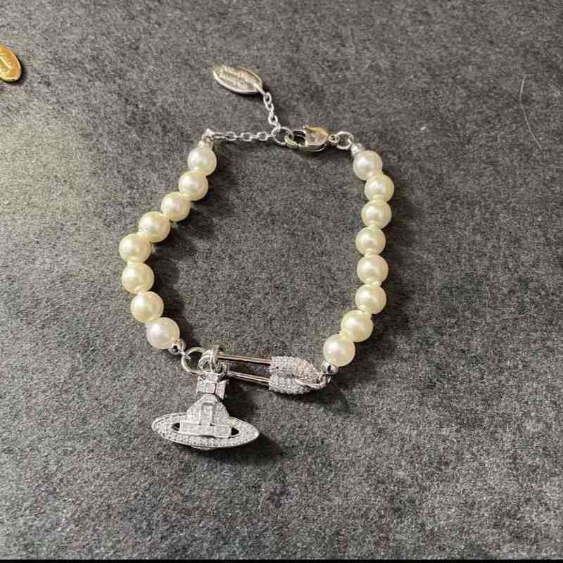 High Level Pin Pearl Bracelet White