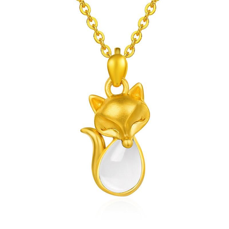 white fox necklace China
