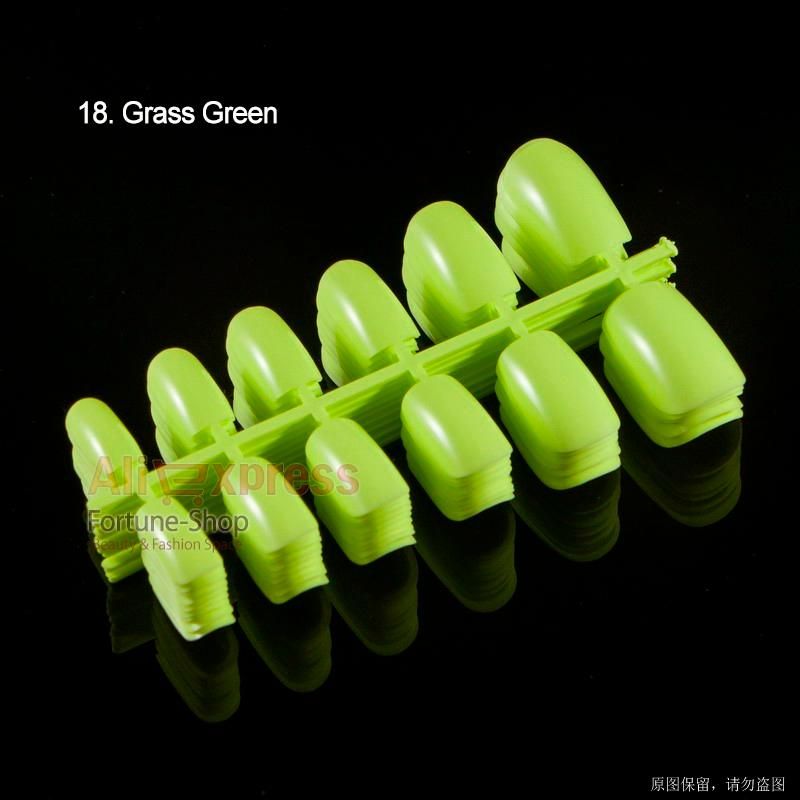 18 Grass Green