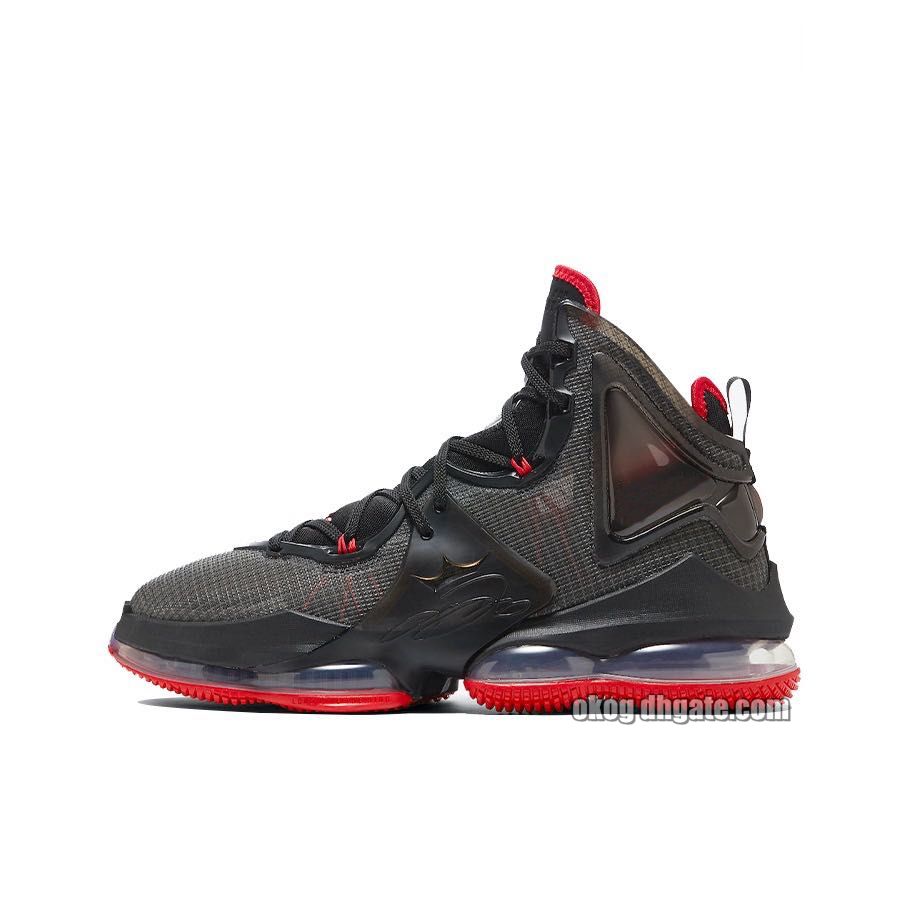 tune squad lebron shoes