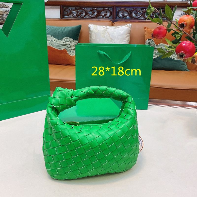 28x18 cm-grön