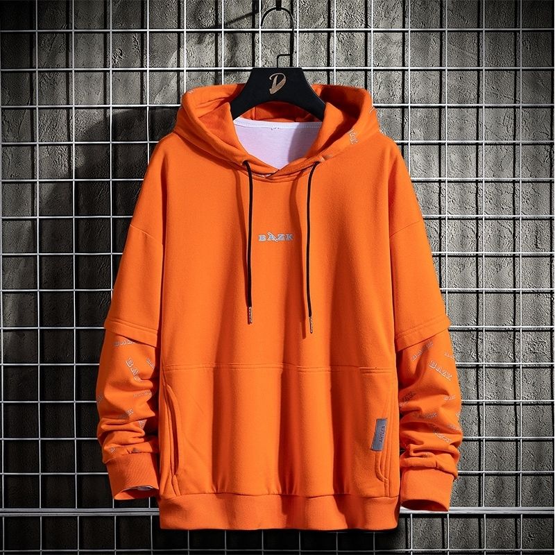 Orangefarbene Hoodie -Männer