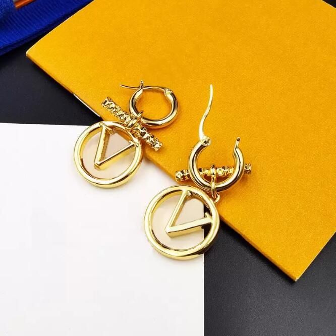 earrings with box