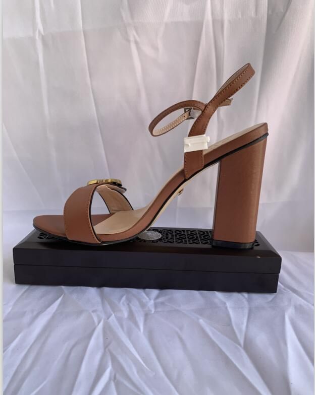 # 2 Brown 11cm Heel