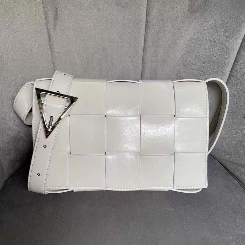 White - Large Oil Wax Woven Bag