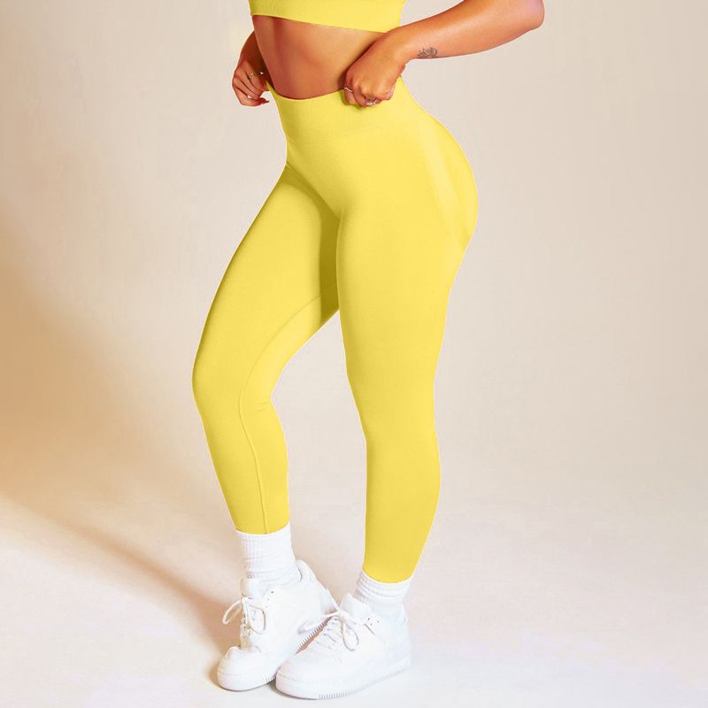 Żółte spodnie jogi