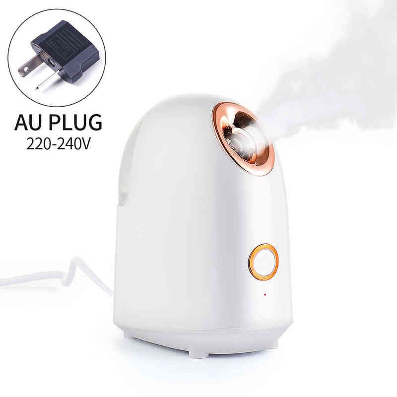 Plug AU (220-240V)