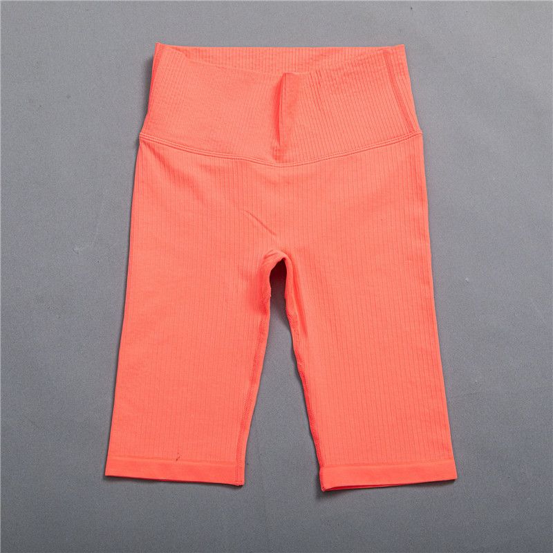 Shorts laranja