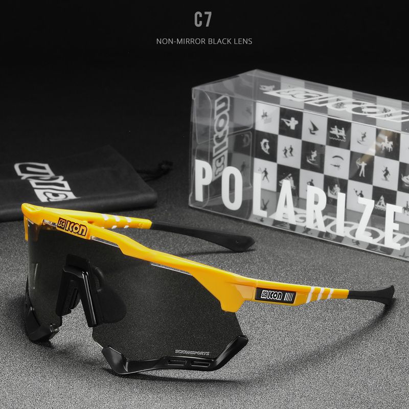 2021-c7-Polarized with Case