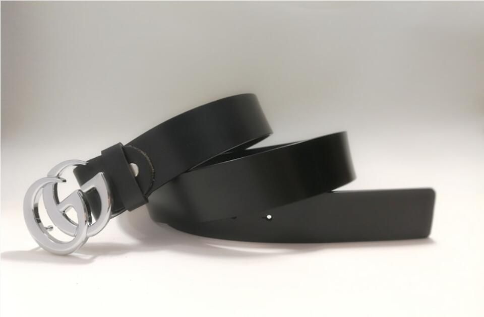 Silver buckle + black belt