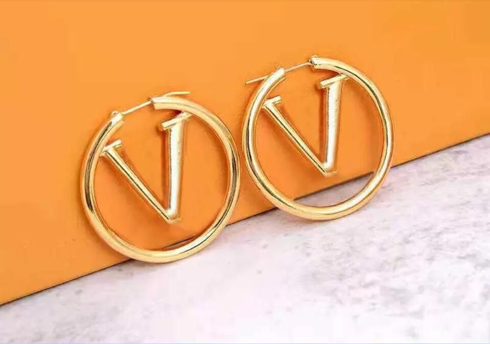 Luxury Designer Womens Hoop In Stud Earrings With Big Circle And Letter L  Design 4cm Diameter From Bailongma999, $13.57